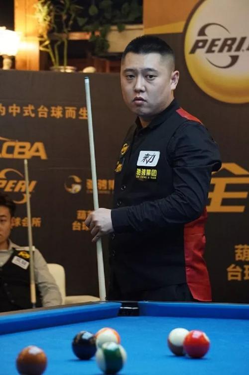 往赛场观战 往赛场观战