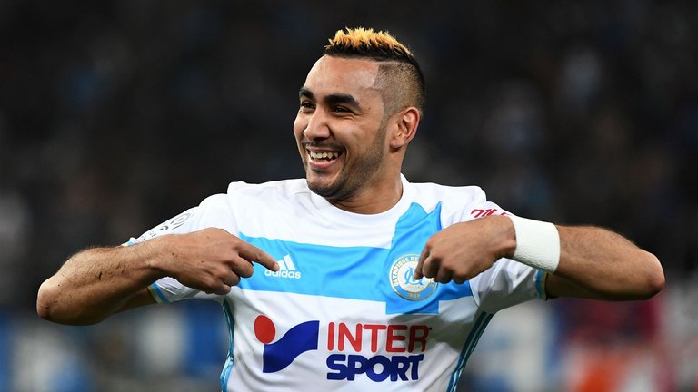 共同汇成巨 共同汇成巨