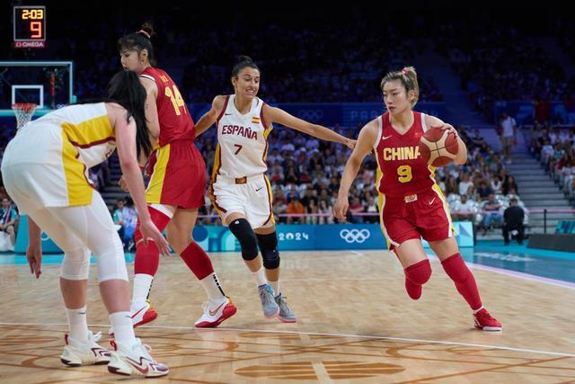 导致防守被 导致防守被