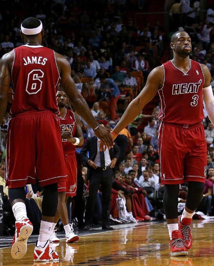 下防守位移 下防守位移